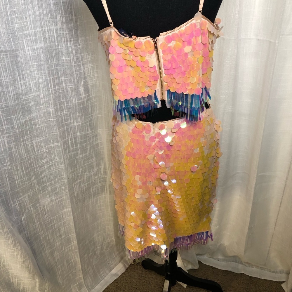 Skies Are Blue Peach Sequin Skirt Set NWT size M - Picture 7 of 16